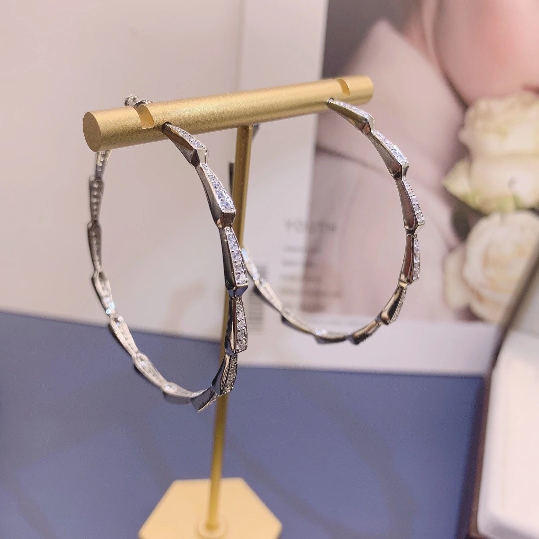 Orecchini a Cerchio di Lusso c - Women Accessories Dubai recensione e prezzo