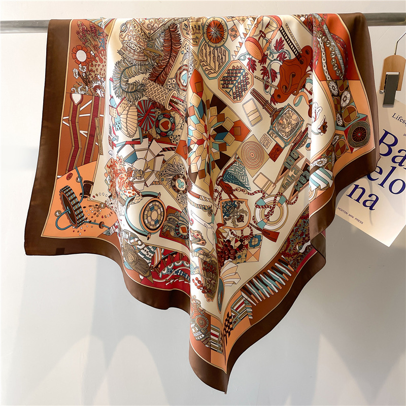 Nuova Sciarpa Quadrata in Seta - Silk Scarf Square recensione e prezzo