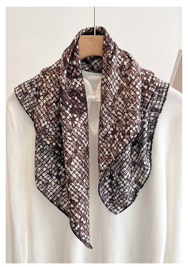 Sciarpe 70% Lana 30% Seta per  - Silk Scarf Square recensione e prezzo