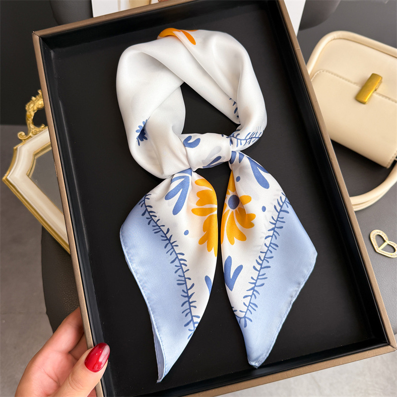 1 Pezzo Nuova Sciarpa Quadrata - Silk Scarf Square recensione e prezzo